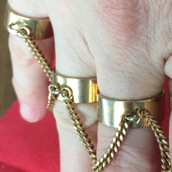 Eddie Borgo 5-finger chain ring - Picture 2 of 6